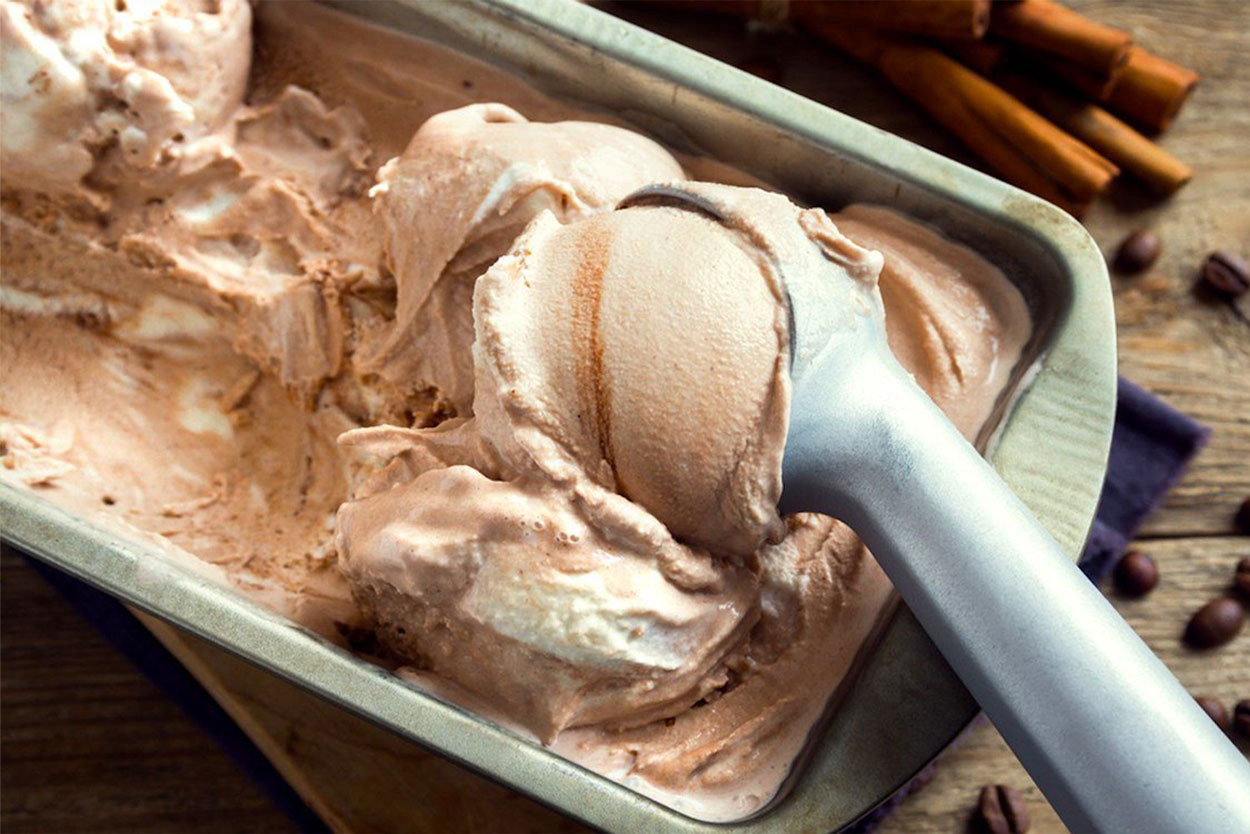 Le Rôle des Homogénéisateurs dans la Production de Crème Glacée